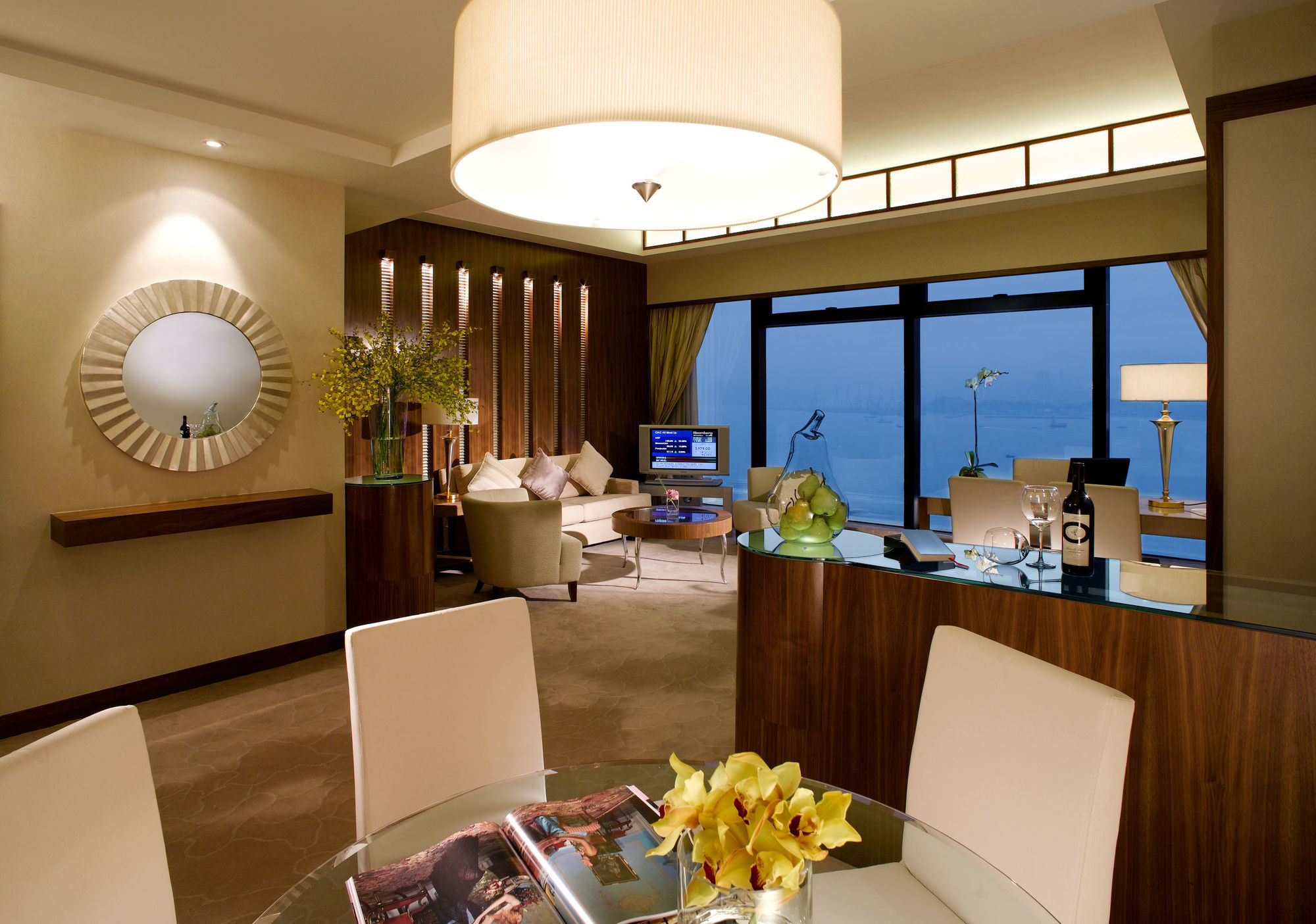 Island Pacific Hotel Hong Kong Room photo